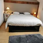 ホームステイ Cosy Chevincourt