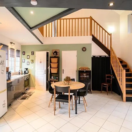 Cosy Avec Jardin, Espace Vintage Et Jeux De Societe Chevincourt