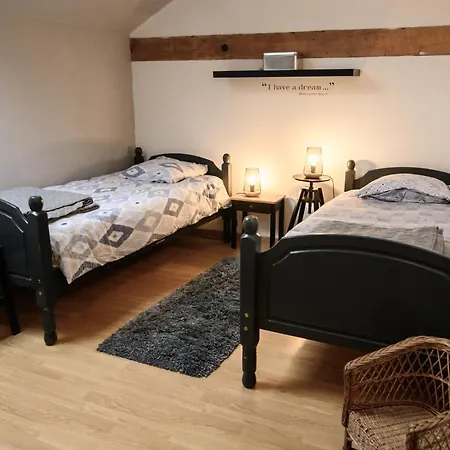 Cosy Homestay *