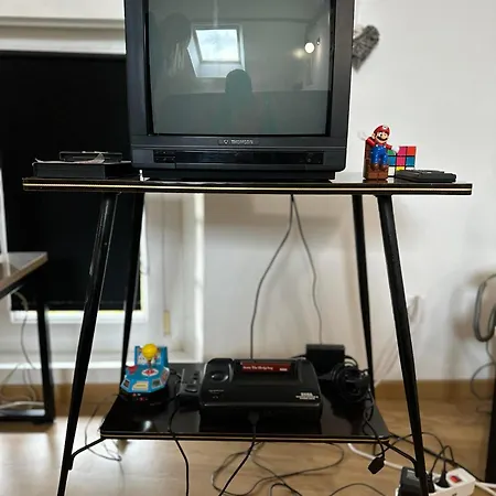 Cosy Avec Jardin, Espace Vintage Et Jeux De Societe *
