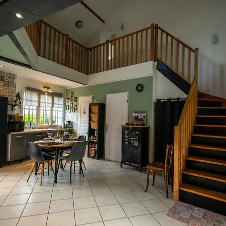 Cosy Avec Jardin, Espace Vintage Et Jeux De Societe * Chevincourt
