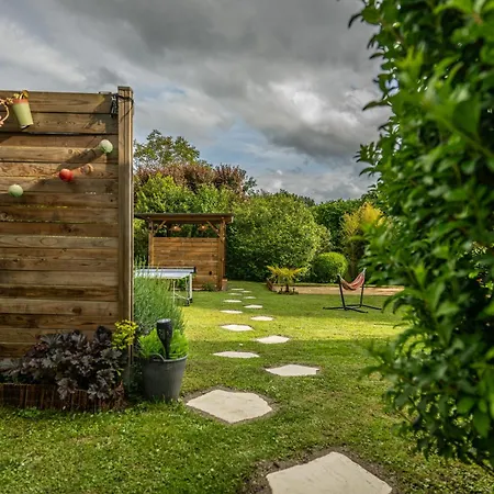 Cosy Avec Jardin, Espace Vintage Et Jeux De Societe *