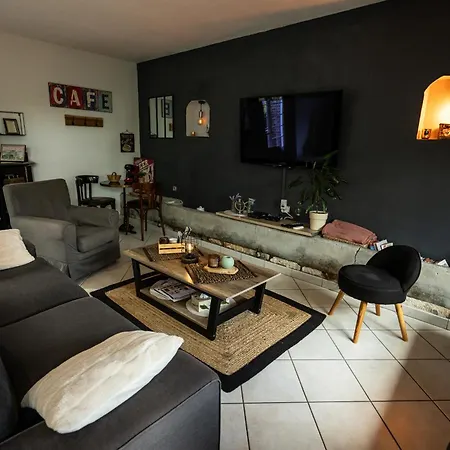 Pansiyon Cosy Avec Jardin, Espace Vintage Et Jeux De Societe Chevincourt